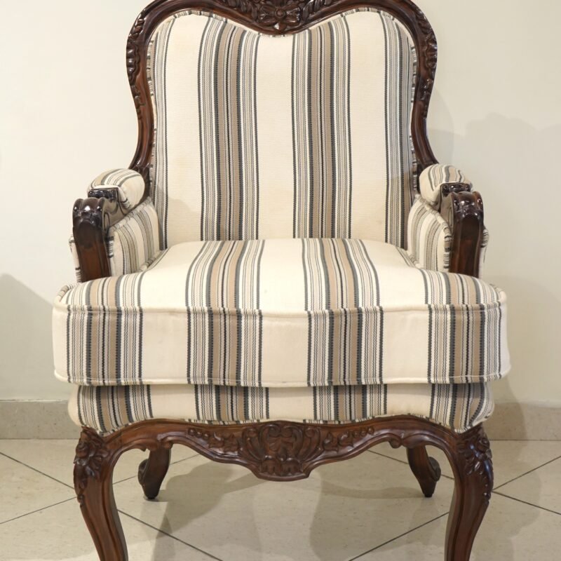 Teak Wood Chair for Royal Look (TM-CH-003)