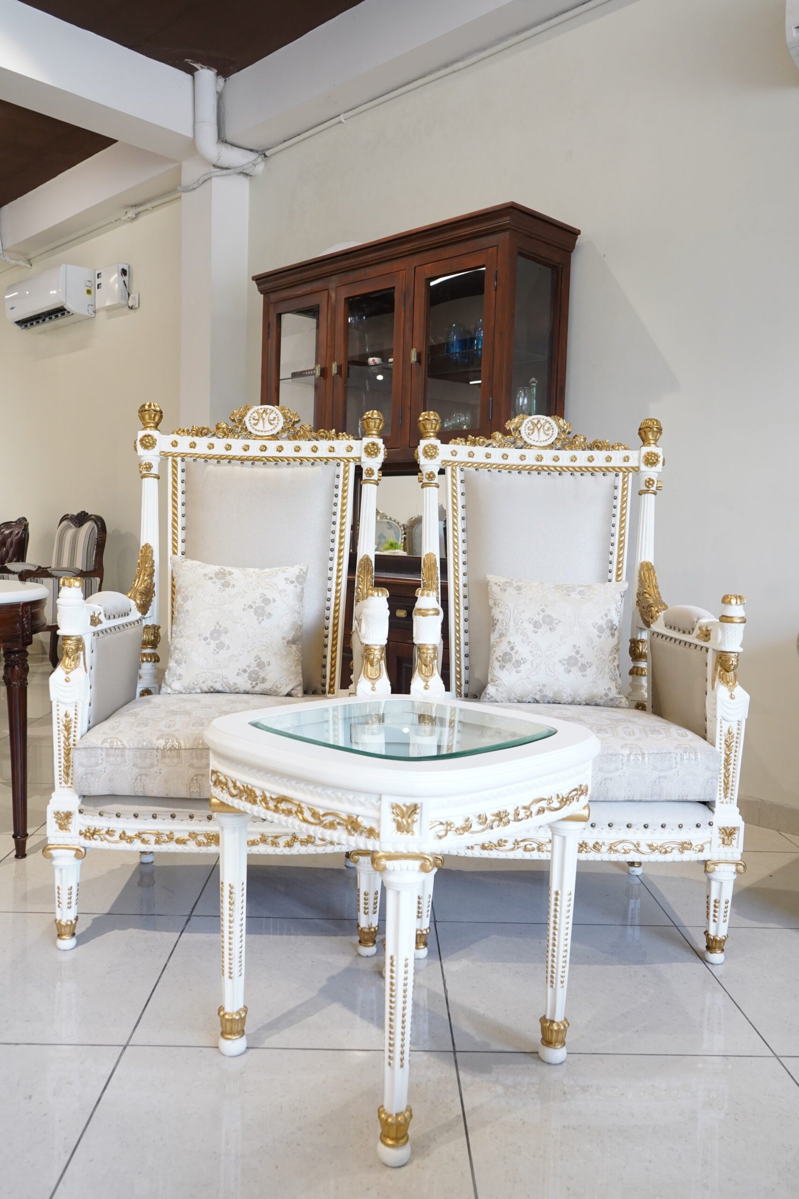 Teak Wood Chair for Royal Look (TM-CH-004)