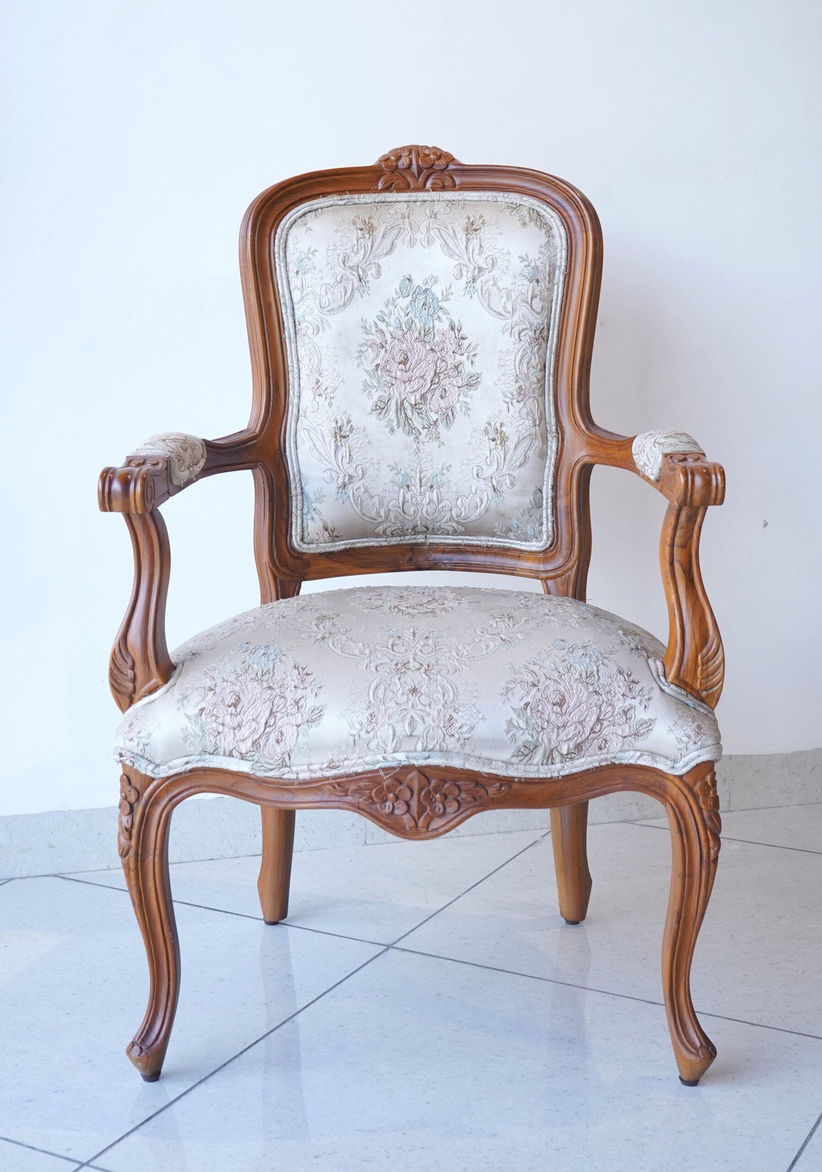 Teak Wood Chair for Royal Look (TM-CH-005)